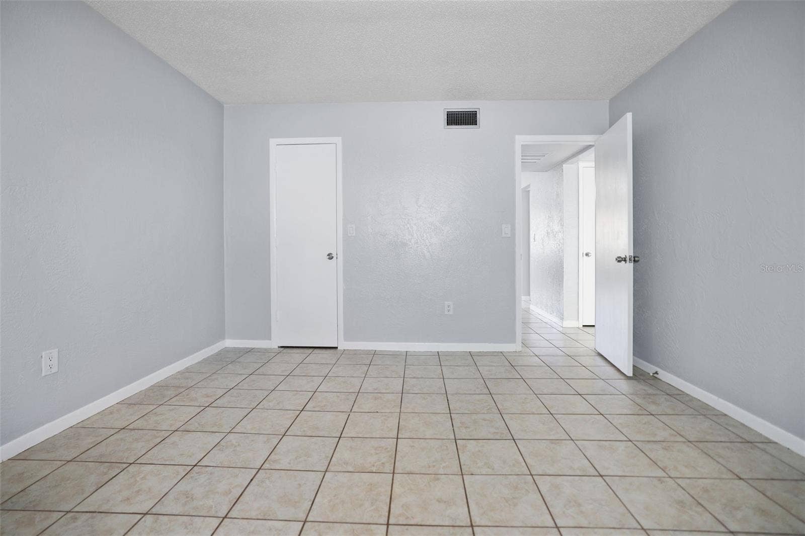 3517 SHERWOOD DRIVE, Largo, FL 33771 3517 SHERWOOD DRIVE, Largo, FL 33771