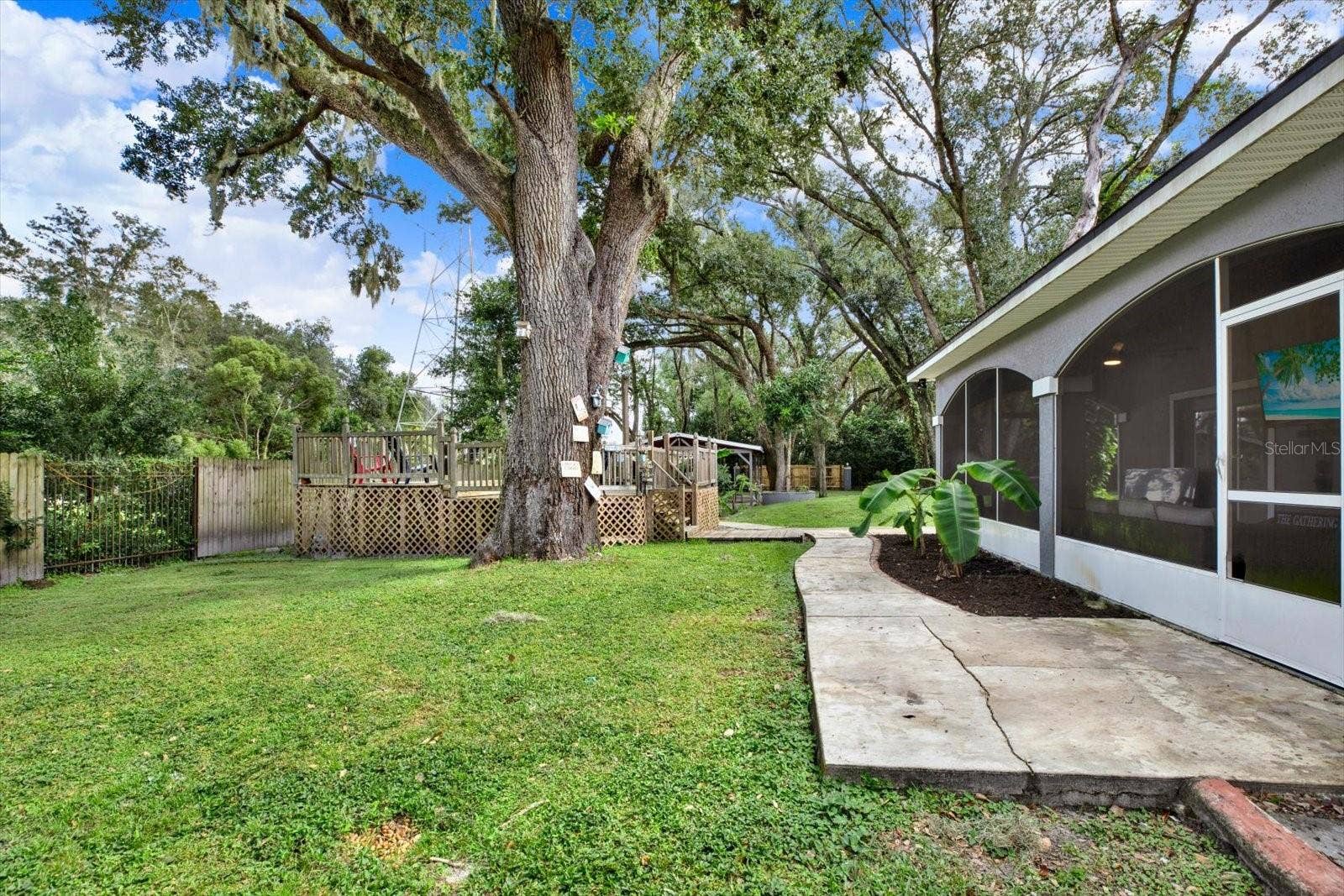 2416 BURLWOOD DRIVE, Lutz, FL 33549