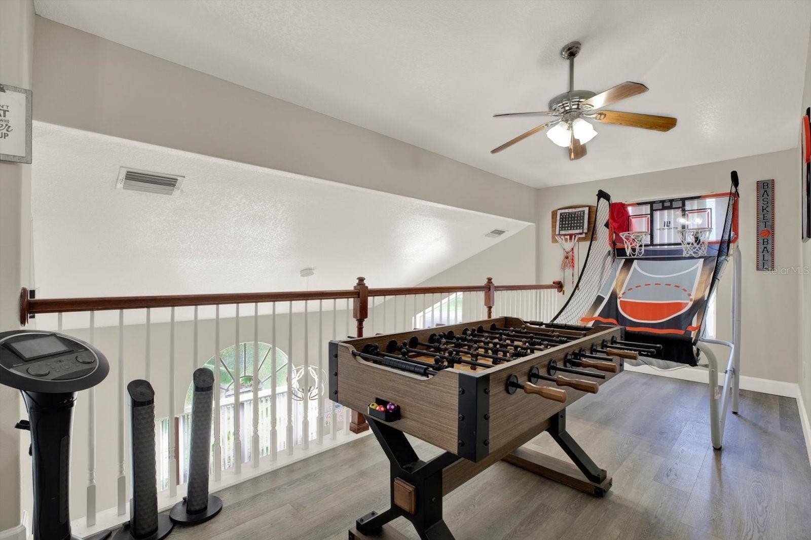 2416 BURLWOOD DRIVE, Lutz, FL 33549