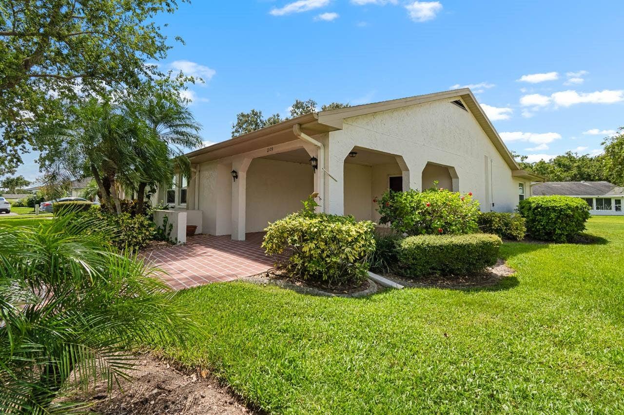 2109 HARLESTON PLACE, Sun City Center, FL 33573 Property Exterior