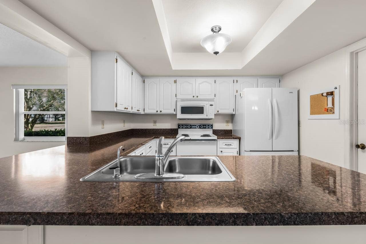 2109 HARLESTON PLACE, Sun City Center, FL 33573 2109 HARLESTON PLACE, Sun City Center, FL 33573