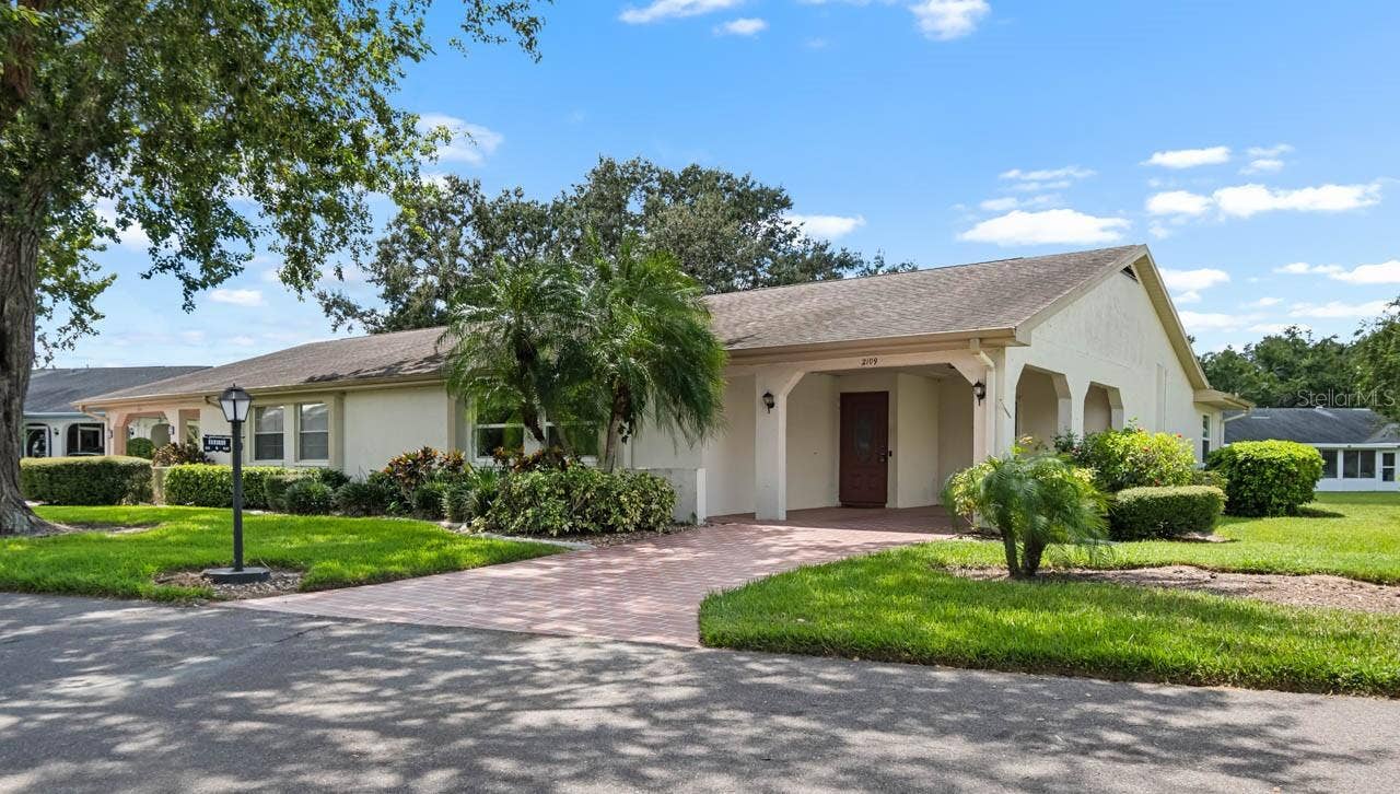 2109 HARLESTON PLACE, Sun City Center, FL 33573 2109 HARLESTON PLACE, Sun City Center, FL 33573