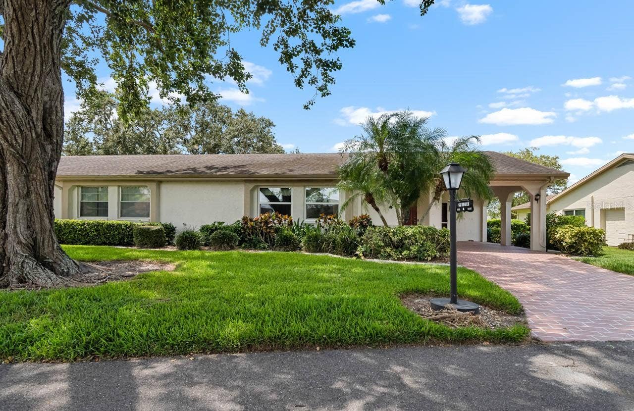 2109 HARLESTON PLACE, Sun City Center, FL 33573 2109 HARLESTON PLACE, Sun City Center, FL 33573
