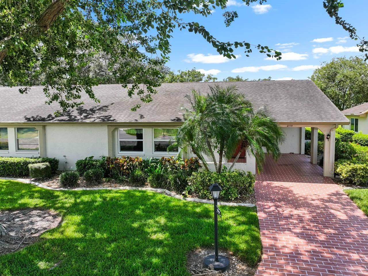 2109 HARLESTON PLACE, Sun City Center, FL 33573 Welcome home!