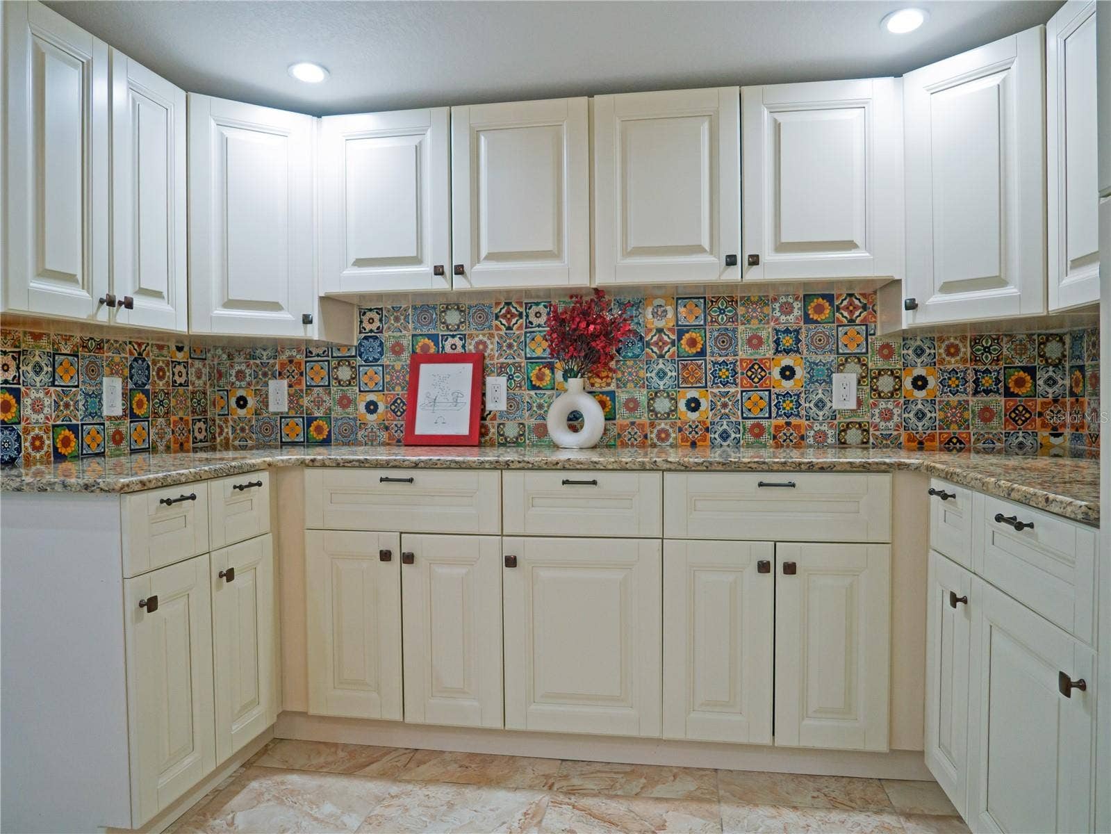 767 17TH AVENUE N, St Petersburg, FL 33704 Kitchen