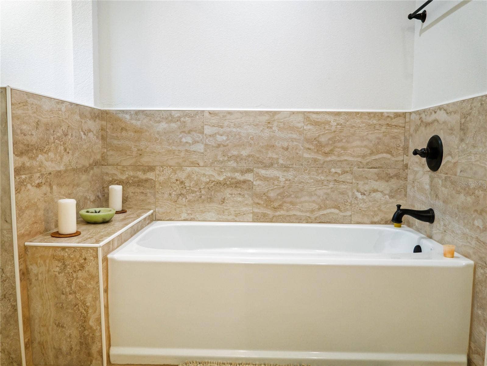 767 17TH AVENUE N, St Petersburg, FL 33704 Primary Tub