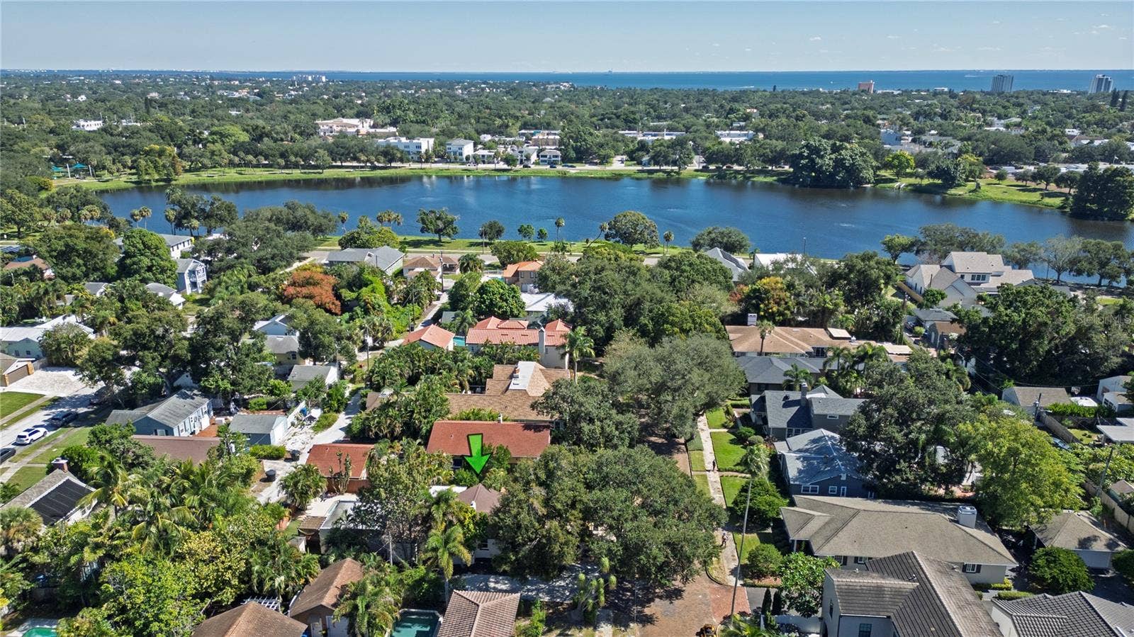 767 17TH AVENUE N, St Petersburg, FL 33704 Steps to Crescent Lake Park