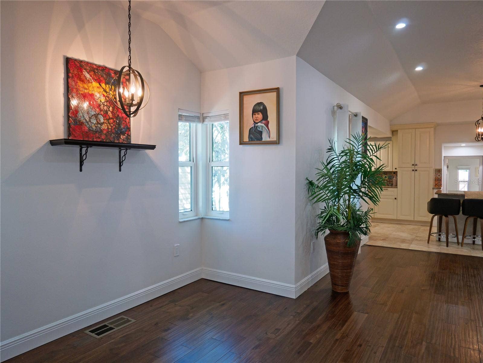 767 17TH AVENUE N, St Petersburg, FL 33704 767 17TH AVENUE N, St Petersburg, FL 33704