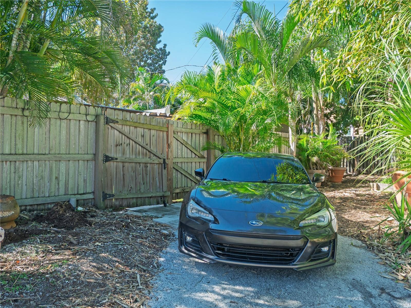 767 17TH AVENUE N, St Petersburg, FL 33704 Backyard Access