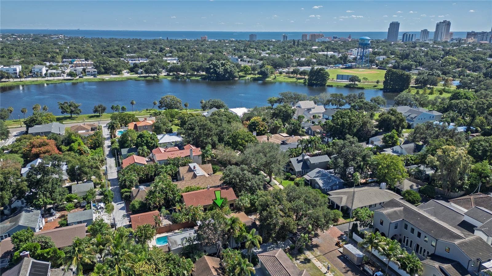 767 17TH AVENUE N, St Petersburg, FL 33704 Steps to Crescent Lake Park