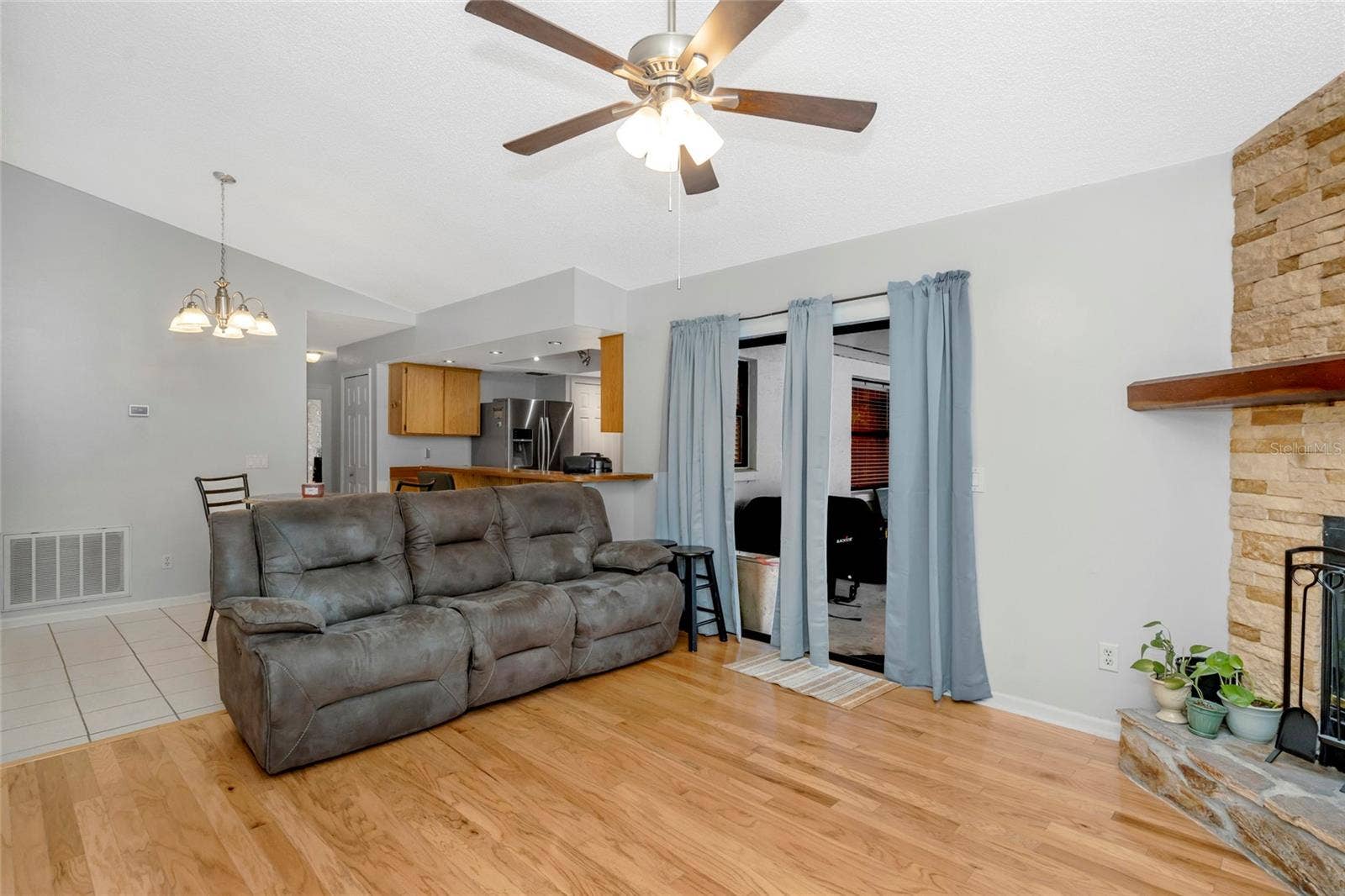 1908 LANDSIDE DRIVE, Valrico, FL 33594