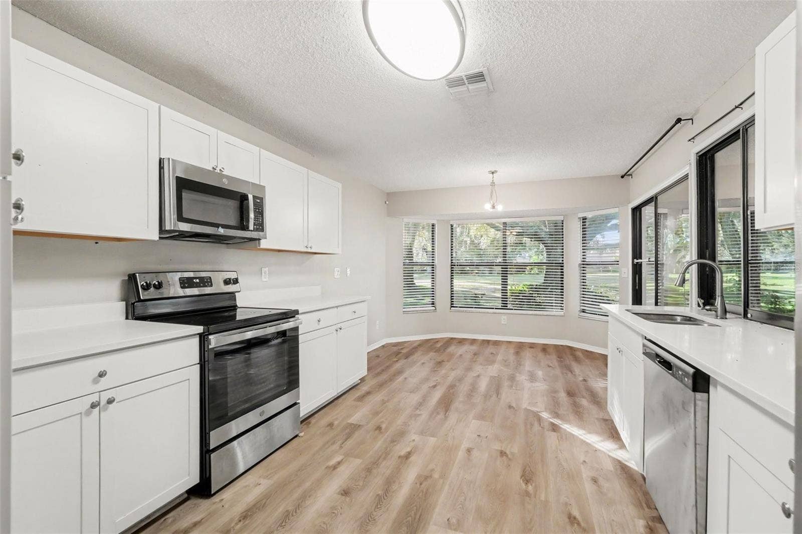 34438 CEDARFIELD DRIVE, Dade City, FL 33523