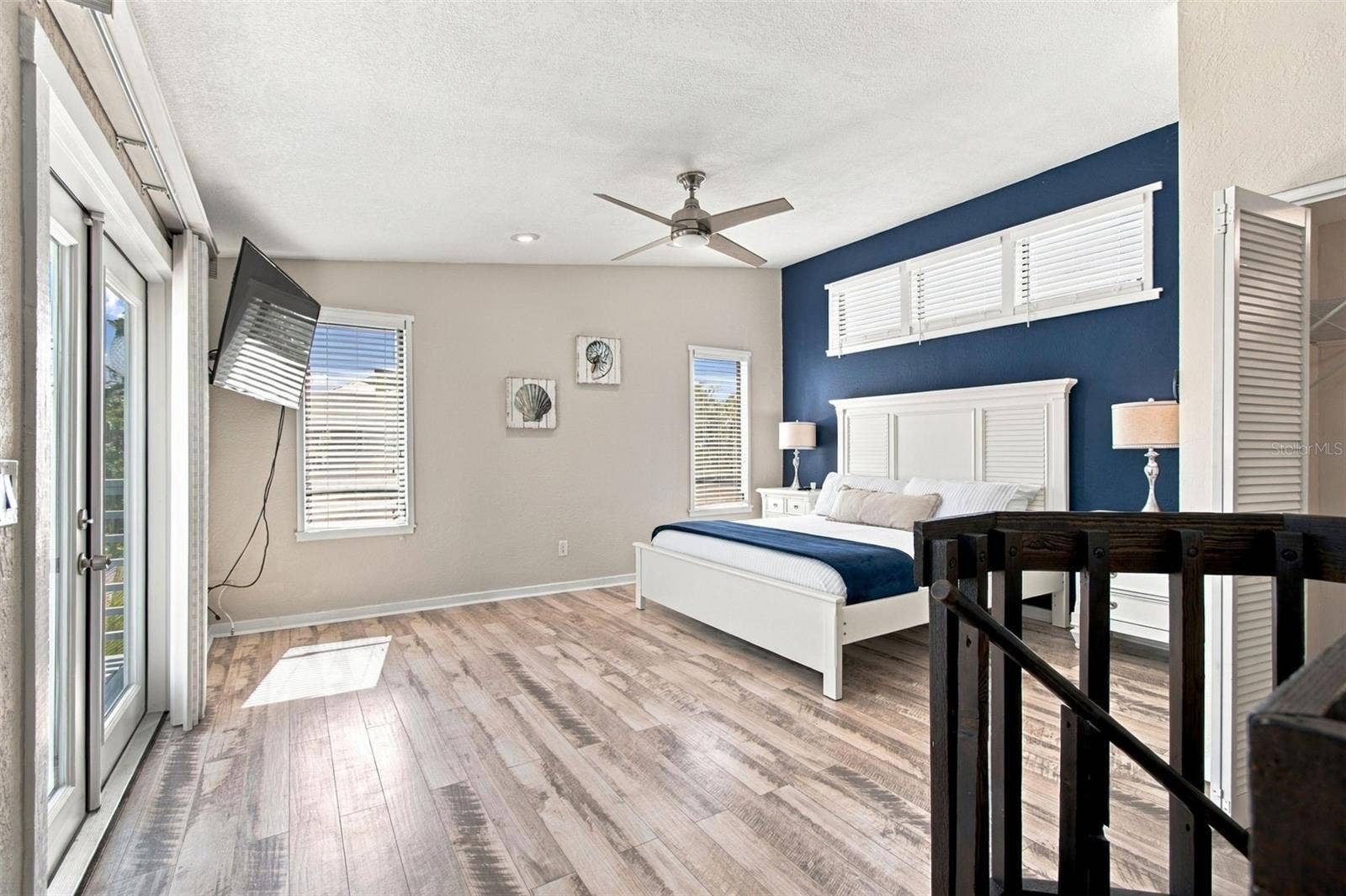 8135 BAYSHORE DRIVE, Treasure Island, FL 33706