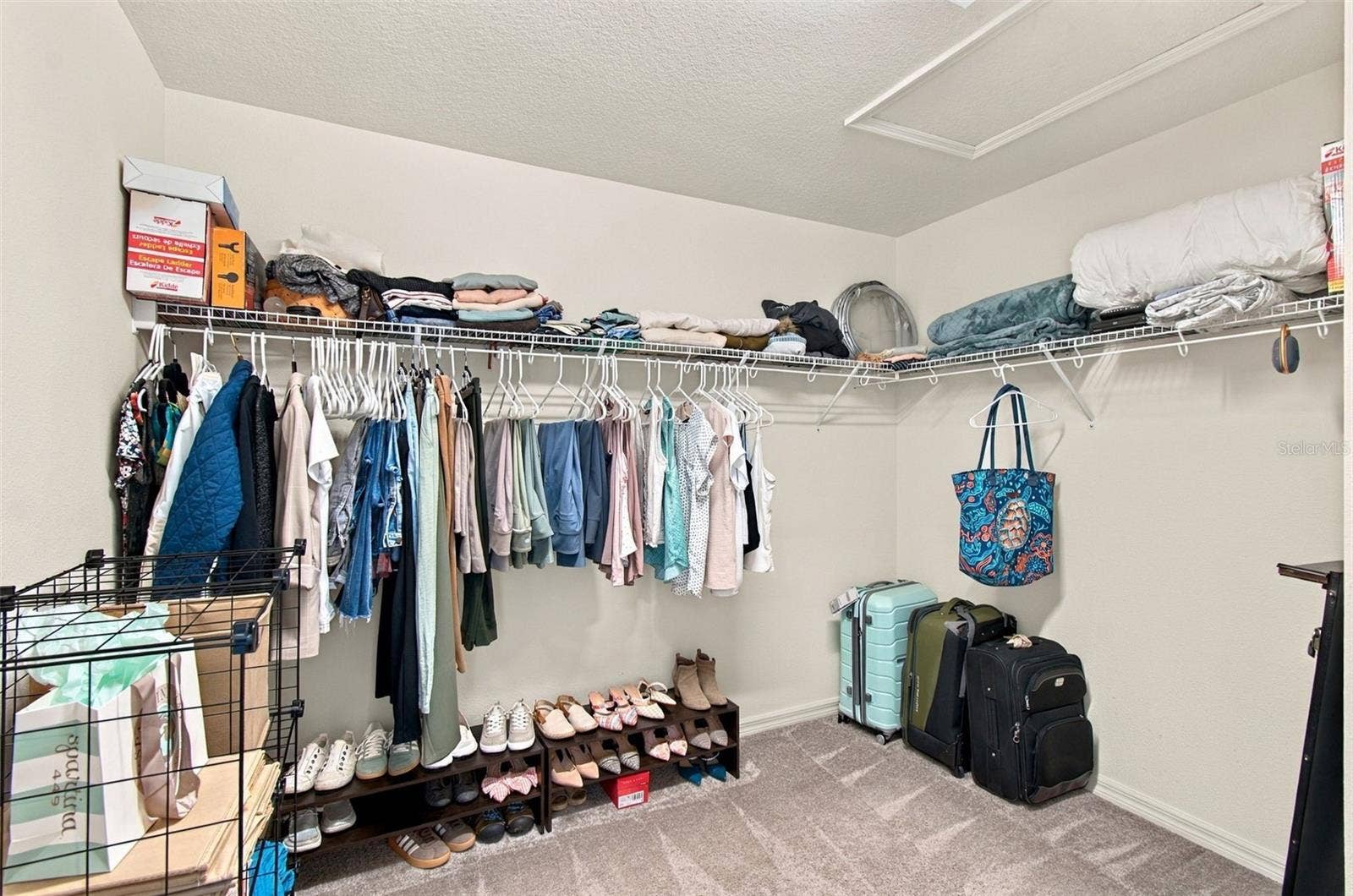 Master Walk In Closet