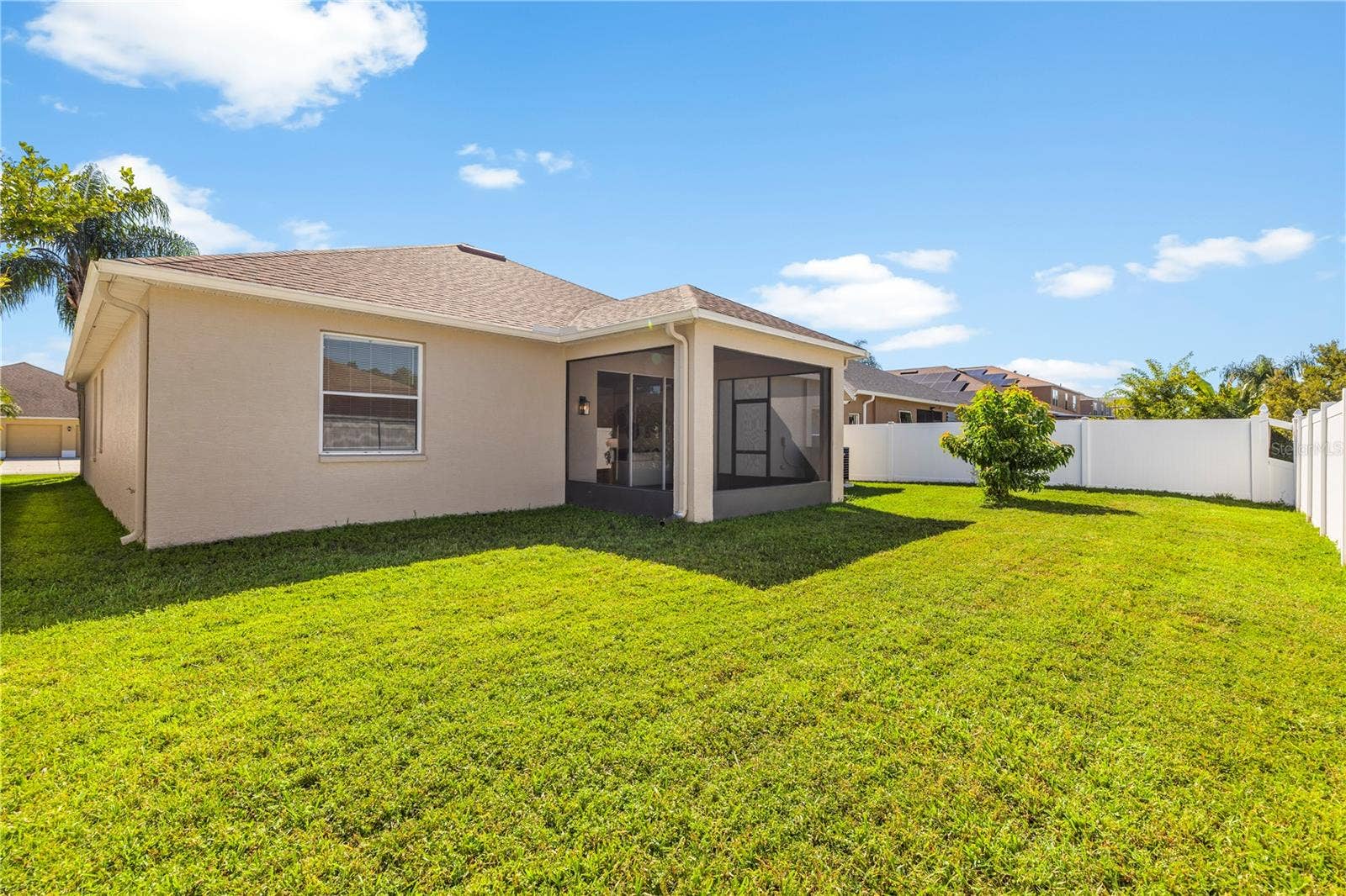 10416 MEADOW SPRING DRIVE, Tampa, FL 33647 Back Yard