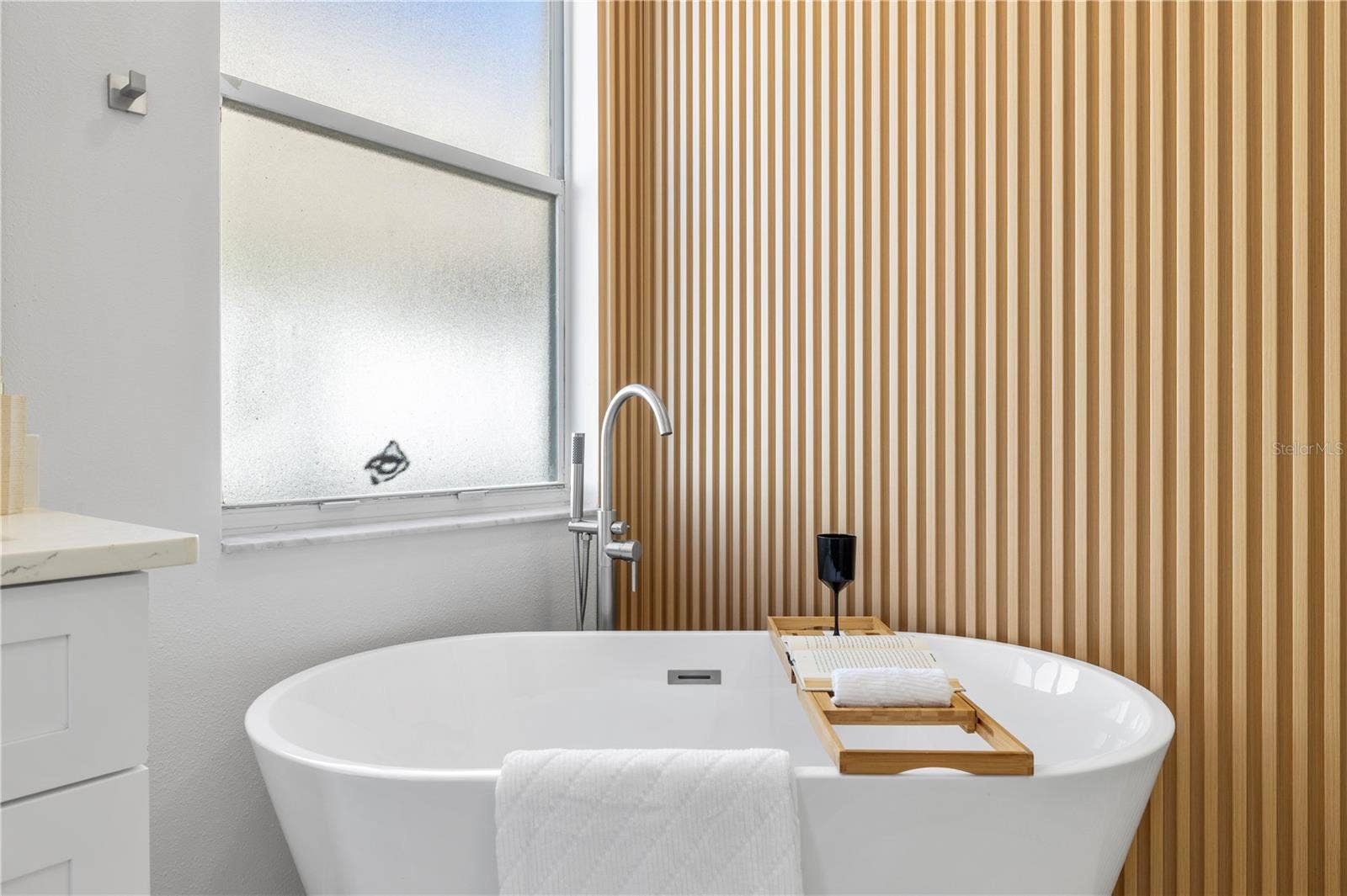 10416 MEADOW SPRING DRIVE, Tampa, FL 33647 Bathroom