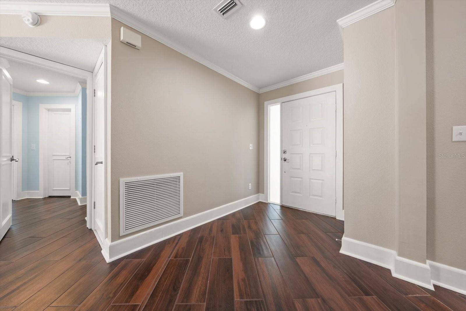 15872 SANCTUARY DRIVE, Tampa, FL 33647