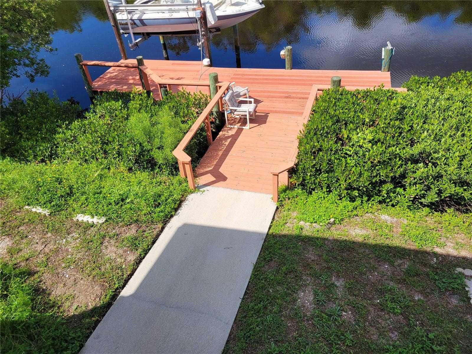 3301 W SHELL POINT ROAD, Ruskin, FL 33570 dock