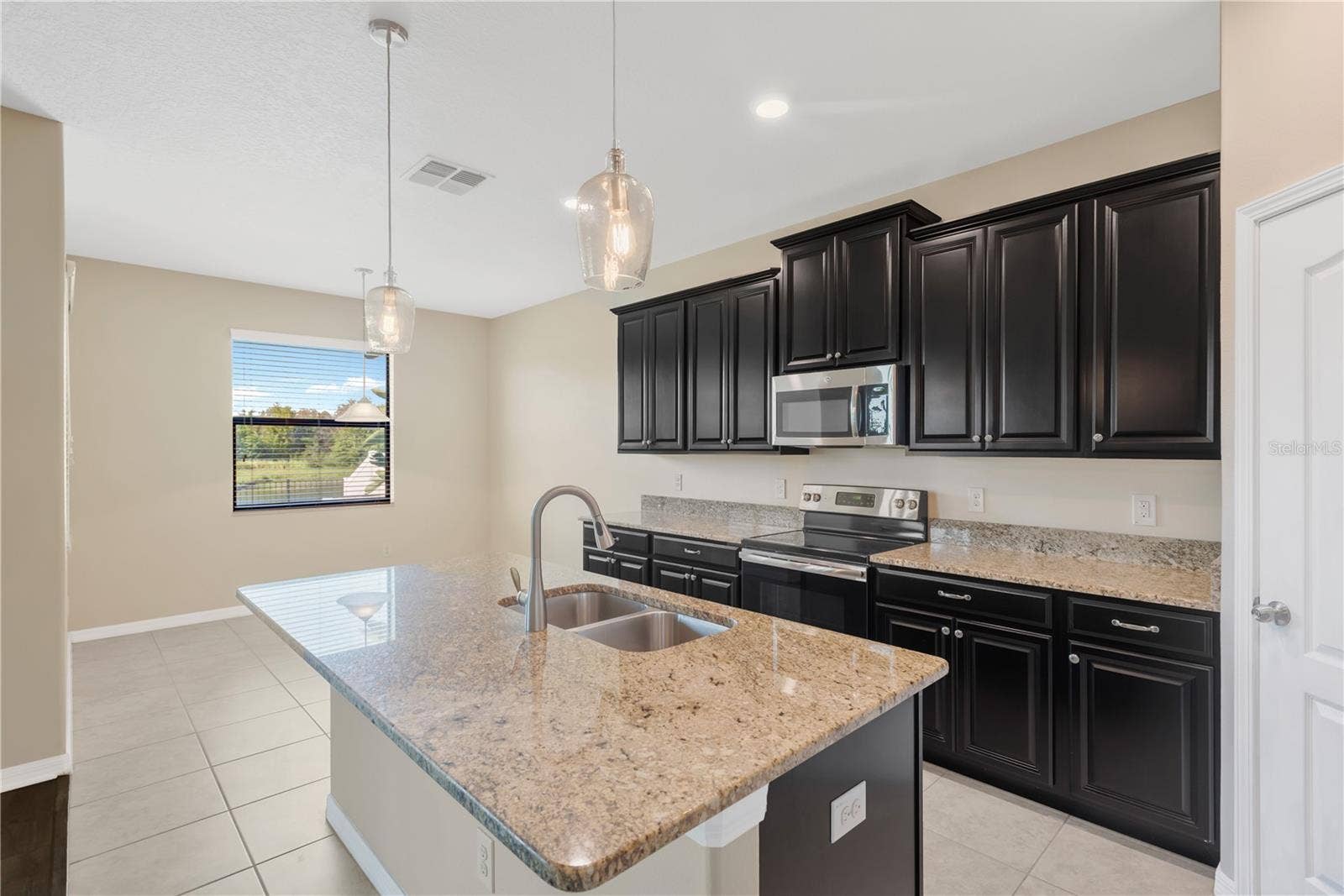 11603 SUNBURST MARBLE ROAD, Riverview, FL 33579 11603 SUNBURST MARBLE ROAD, Riverview, FL 33579