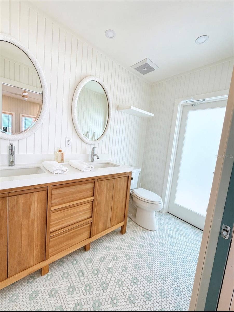 822 GULF BOULEVARD, #1, Indian Rocks Beach, FL 33785 822 GULF BOULEVARD, #1, Indian Rocks Beach, FL 33785