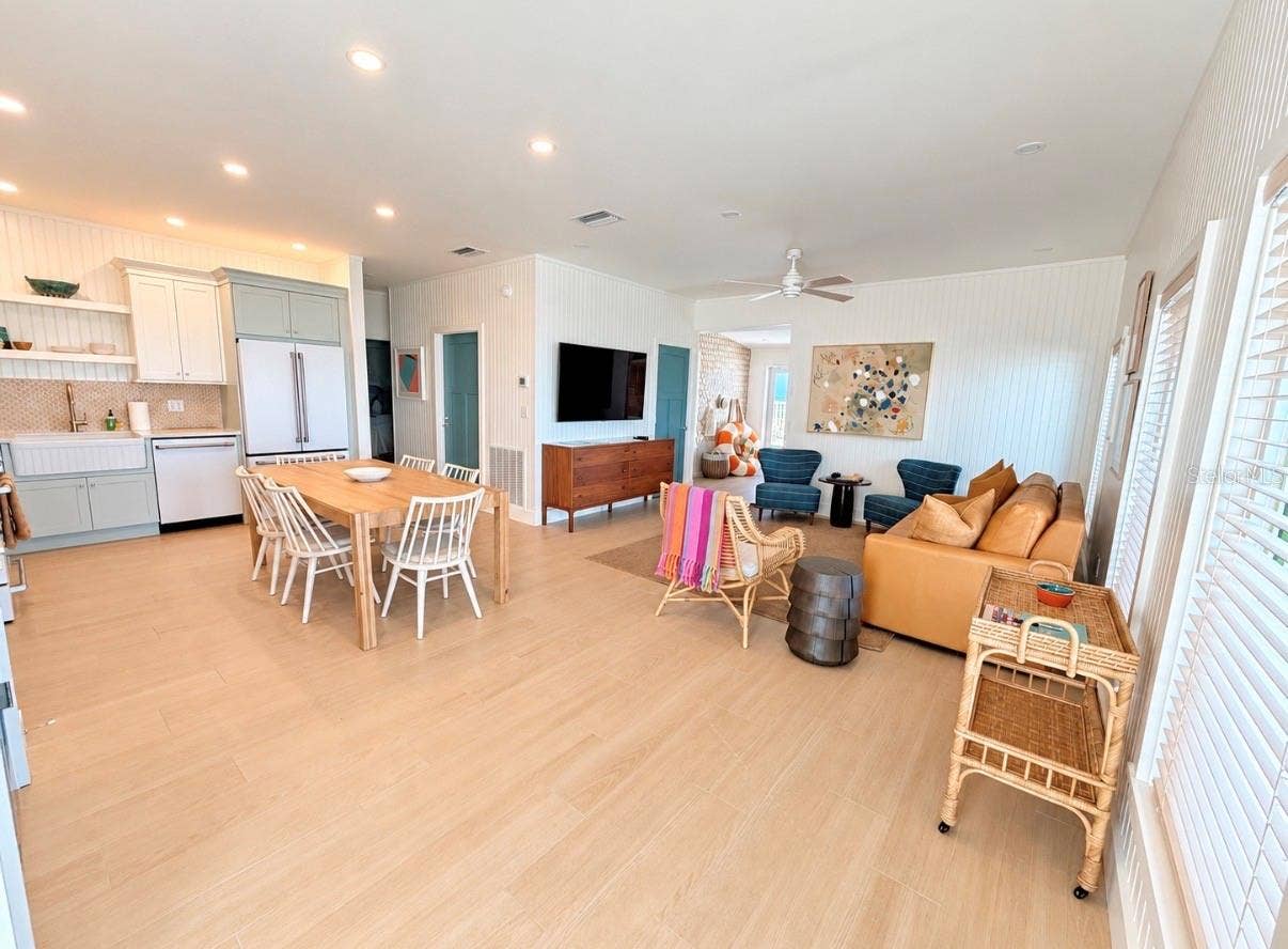 822 GULF BOULEVARD, #1, Indian Rocks Beach, FL 33785 822 GULF BOULEVARD, #1, Indian Rocks Beach, FL 33785