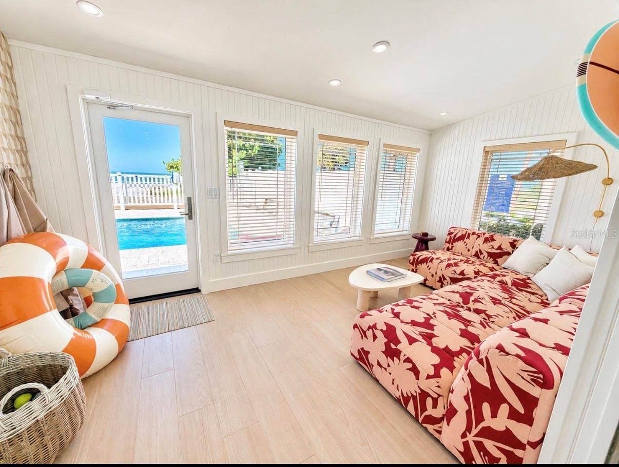 822 GULF BOULEVARD, #1, Indian Rocks Beach, FL 33785 822 GULF BOULEVARD, #1, Indian Rocks Beach, FL 33785