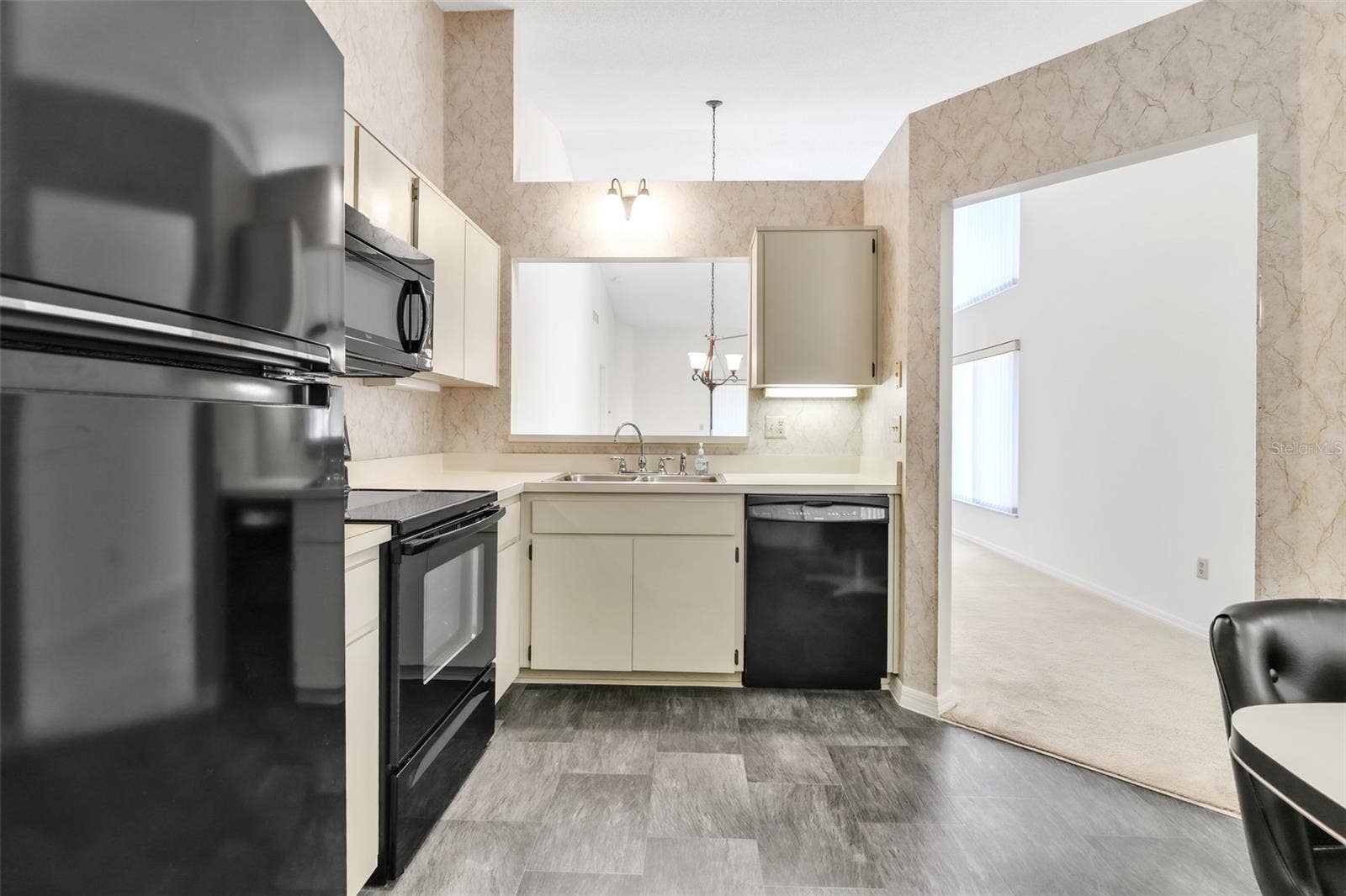 616 FAIRMONT AVENUE, #D, Safety Harbor, FL 34695 616 FAIRMONT AVENUE, #D, Safety Harbor, FL 34695