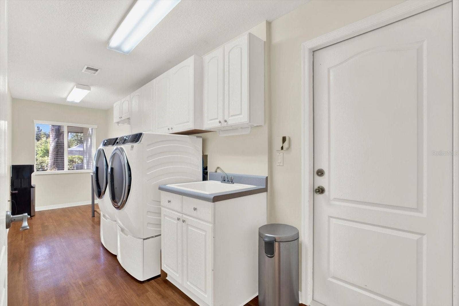 507 SURREY LANE, Lutz, FL 33549