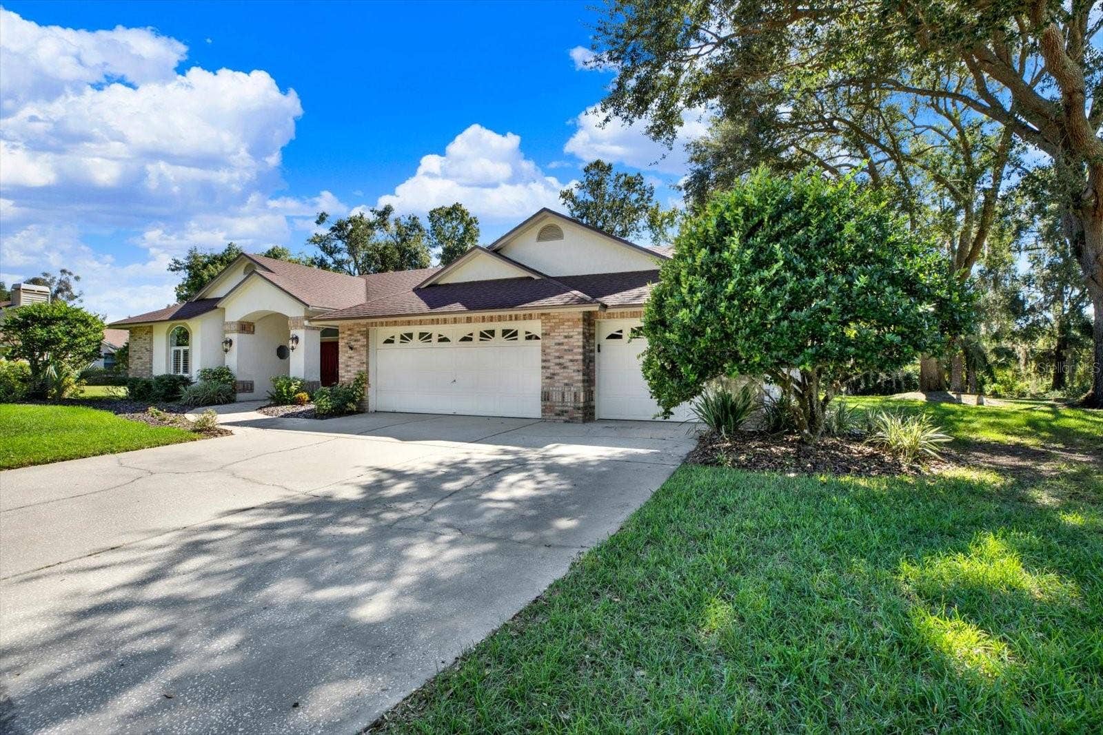 507 SURREY LANE, Lutz, FL 33549
