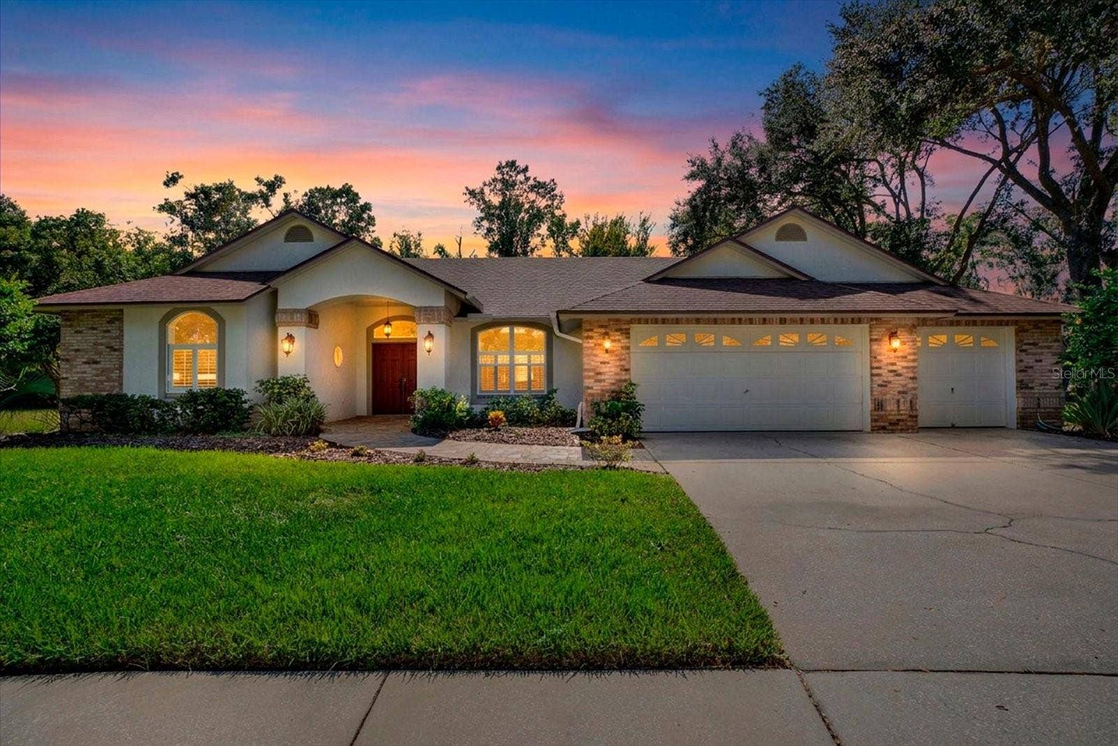 507 SURREY LANE, Lutz, FL 33549