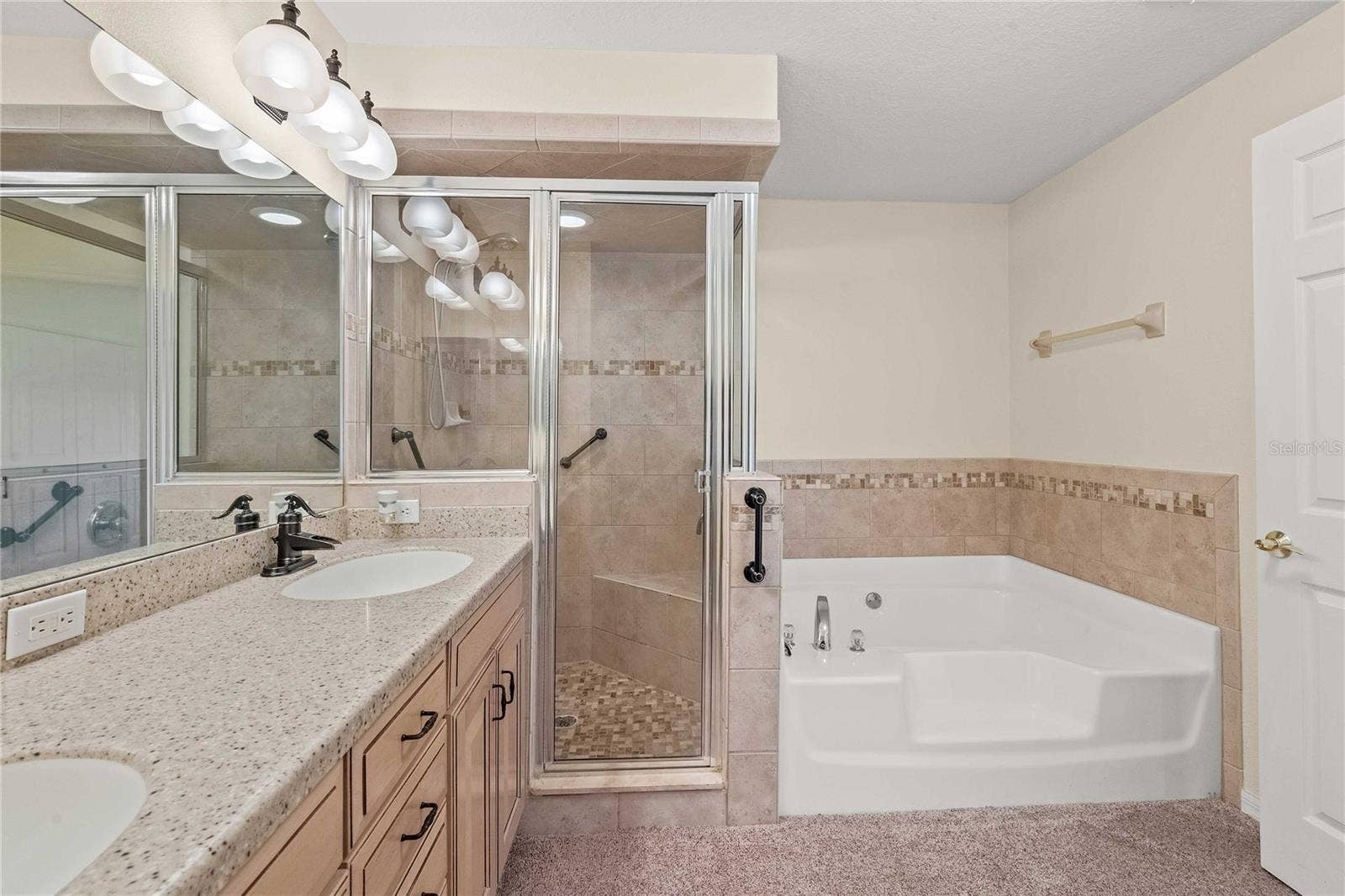 12404 PALM RIDGE DRIVE, San Antonio, FL 33576 12404 PALM RIDGE DRIVE, San Antonio, FL 33576