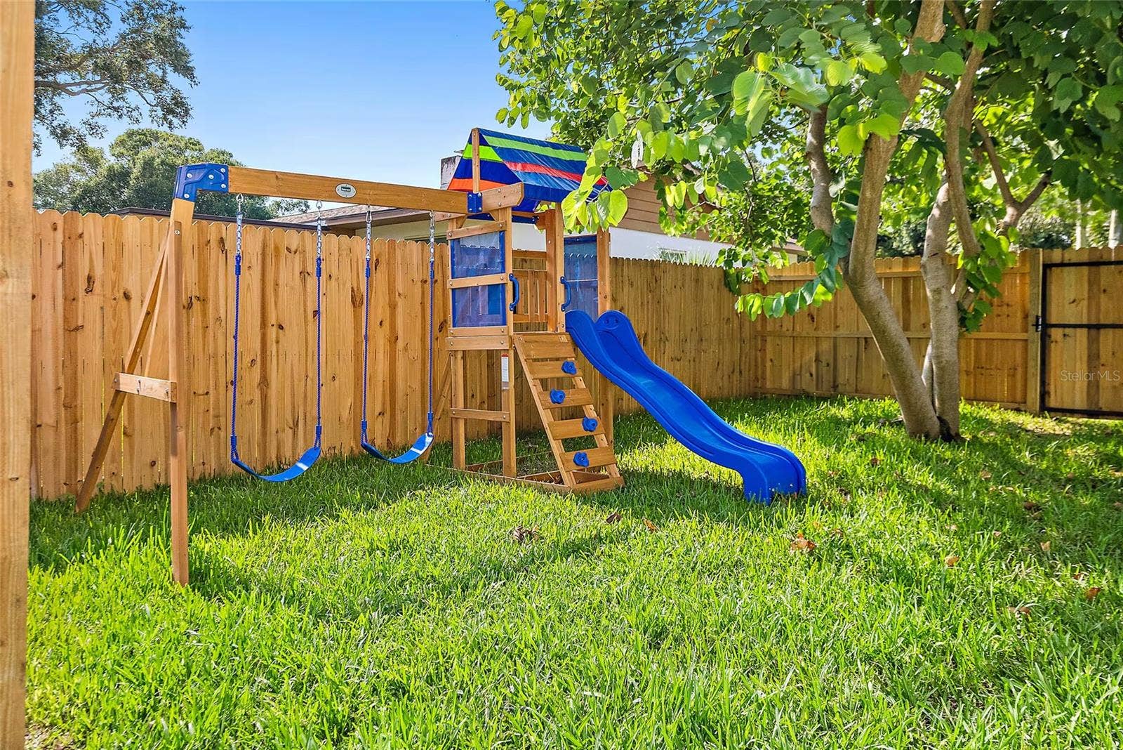 1825 KENDALL DRIVE, Clearwater, FL 33764 1825 KENDALL DRIVE, Clearwater, FL 33764