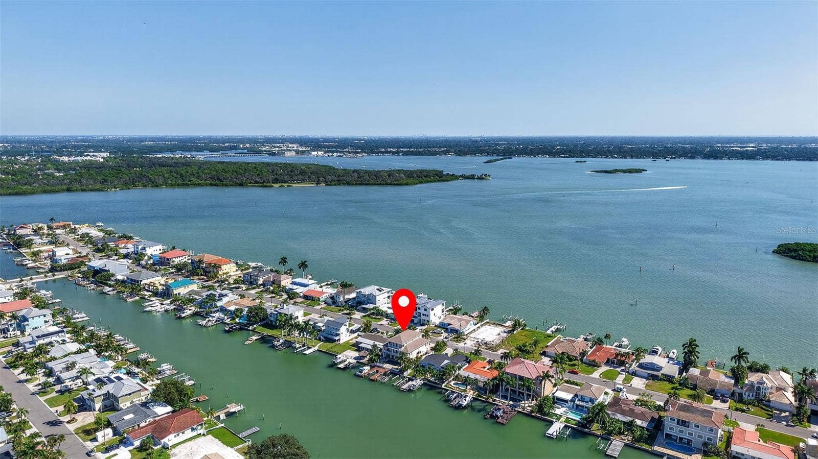 532 JOHNS PASS AVENUE, Madeira Beach, FL 33708