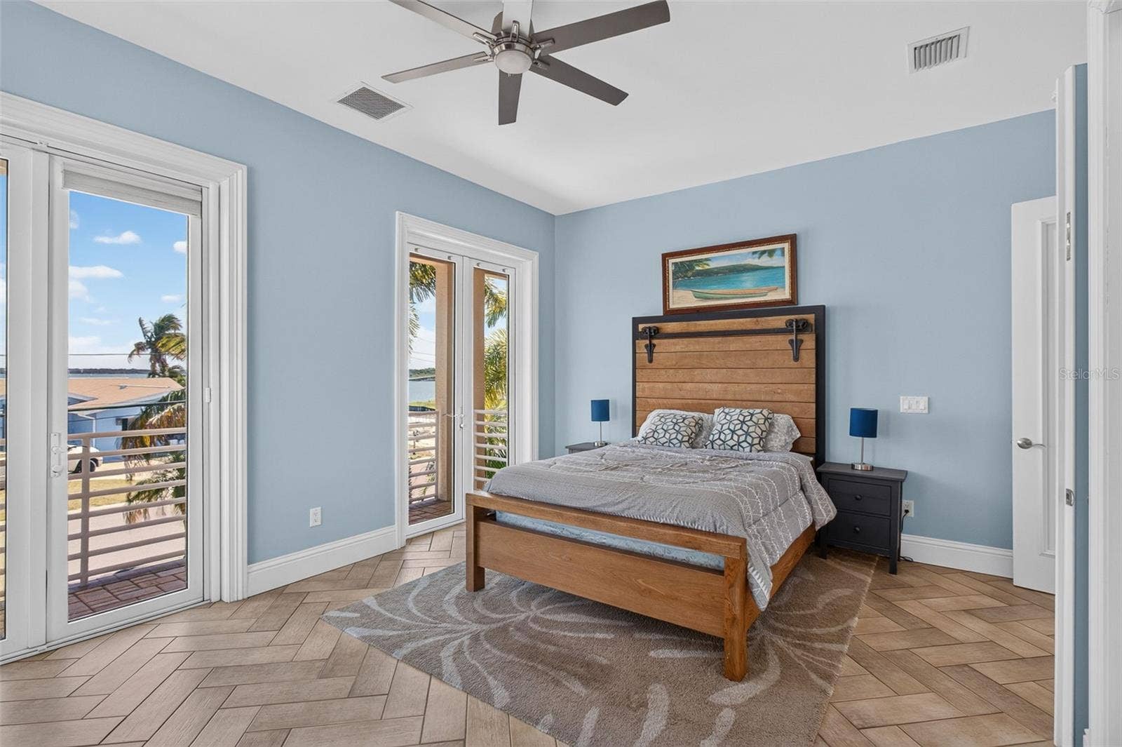 532 JOHNS PASS AVENUE, Madeira Beach, FL 33708
