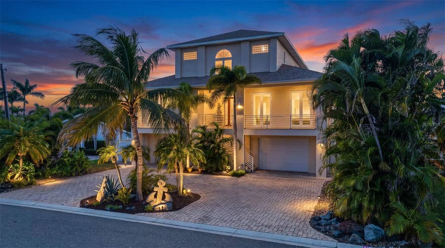 Property photo for 532 JOHNS PASS AVENUE, Madeira Beach, FL