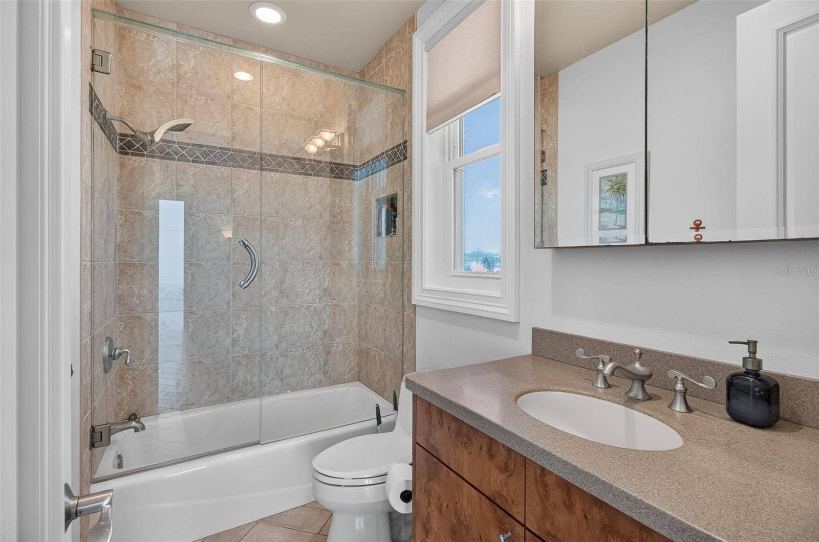 532 JOHNS PASS AVENUE, Madeira Beach, FL 33708