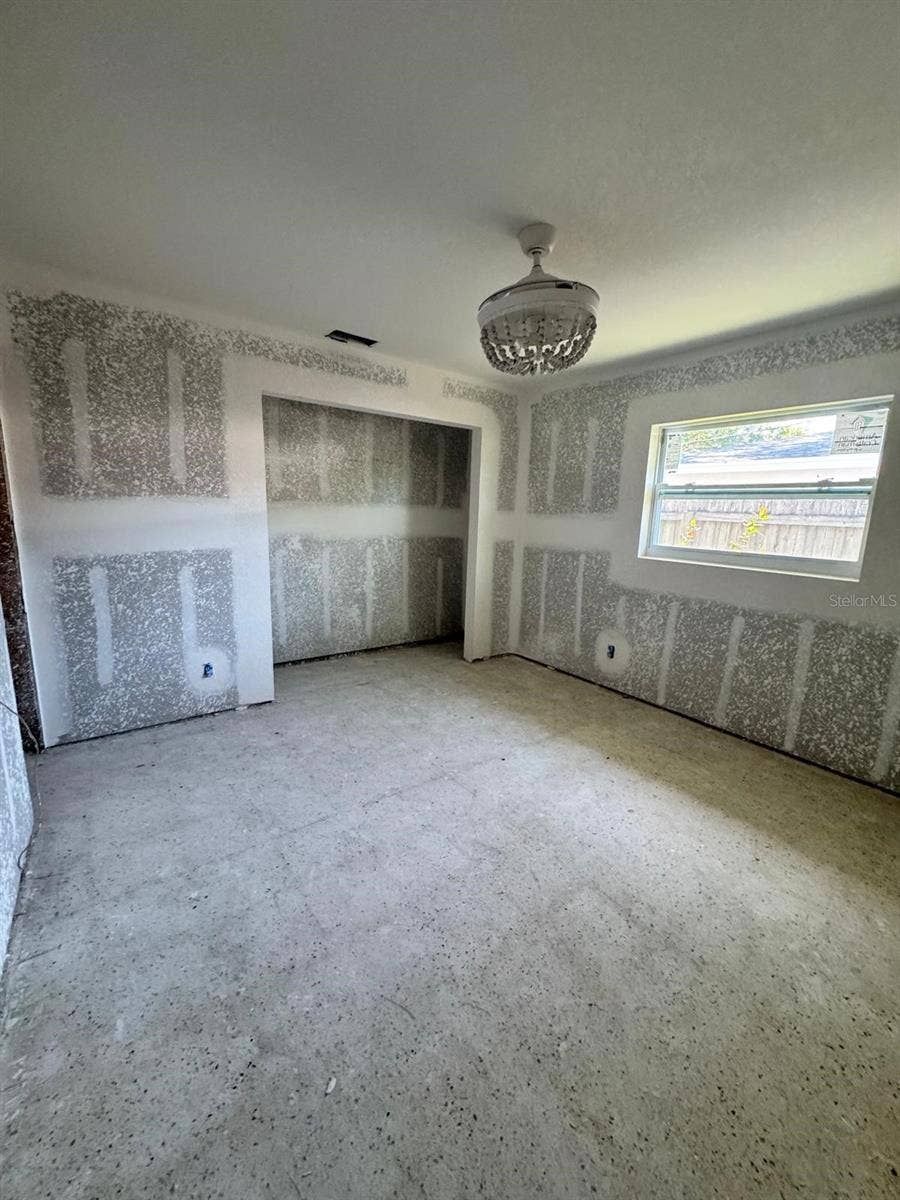 4990 VENETIAN BOULEVARD NE, St Petersburg, FL 33703 4990 VENETIAN BOULEVARD NE, St Petersburg, FL 33703