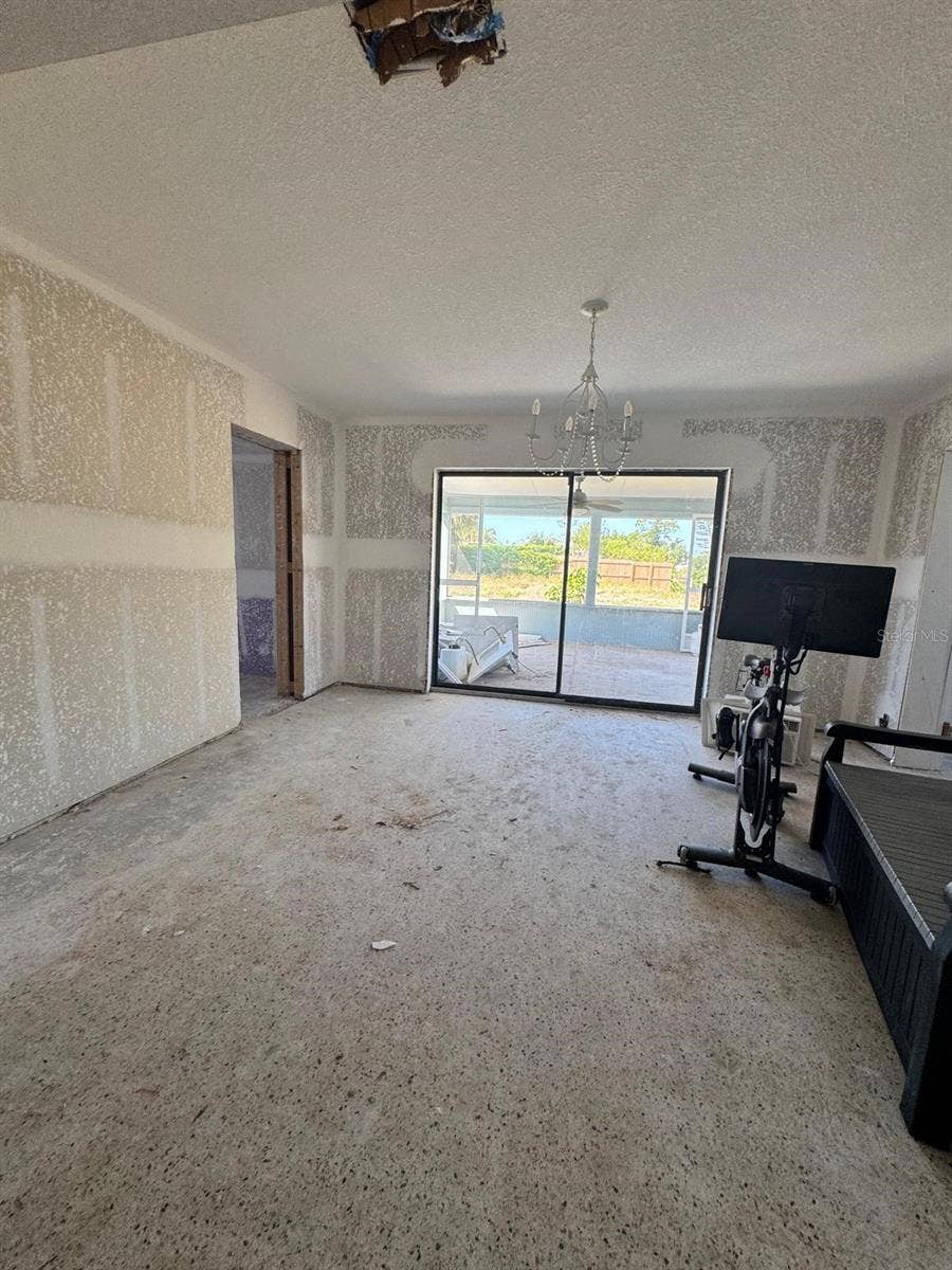 4990 VENETIAN BOULEVARD NE, St Petersburg, FL 33703 4990 VENETIAN BOULEVARD NE, St Petersburg, FL 33703