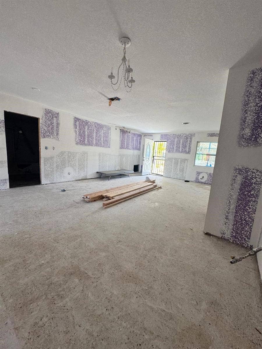 4990 VENETIAN BOULEVARD NE, St Petersburg, FL 33703 4990 VENETIAN BOULEVARD NE, St Petersburg, FL 33703