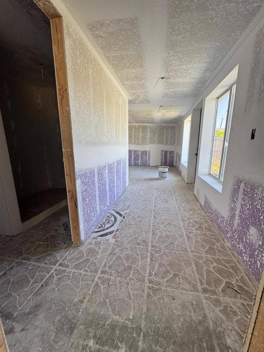 4990 VENETIAN BOULEVARD NE, St Petersburg, FL 33703 4990 VENETIAN BOULEVARD NE, St Petersburg, FL 33703