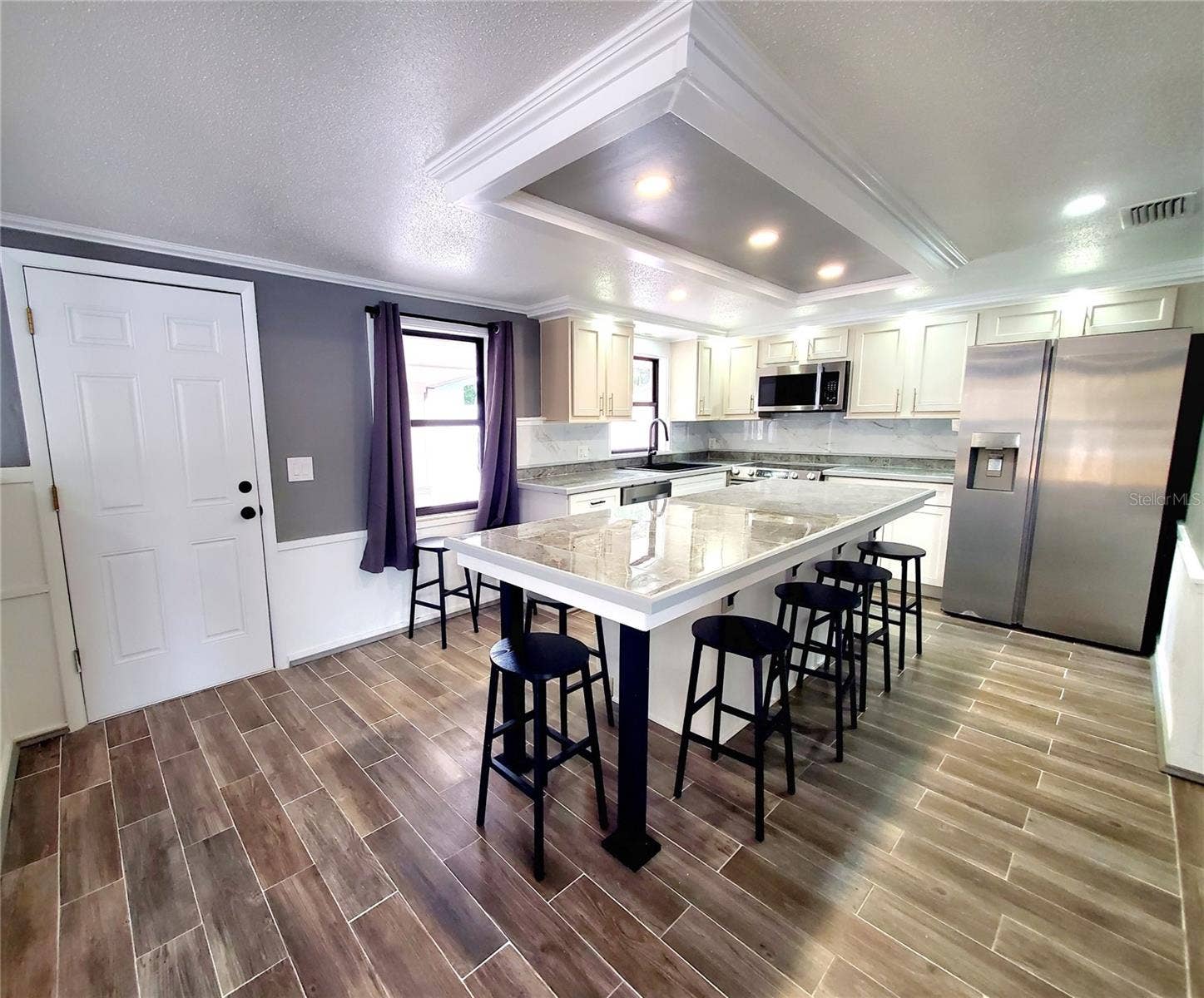 511 2ND AVENUE NE, Largo, FL 33770 KITCHEN
