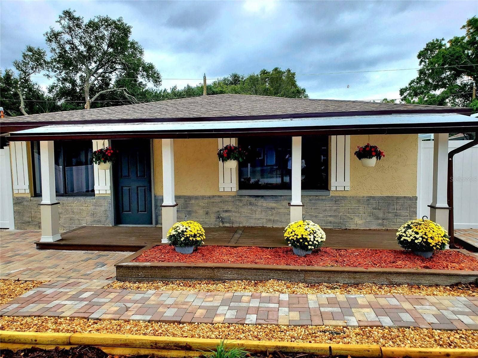 511 2ND AVENUE NE, Largo, FL 33770 FRONT