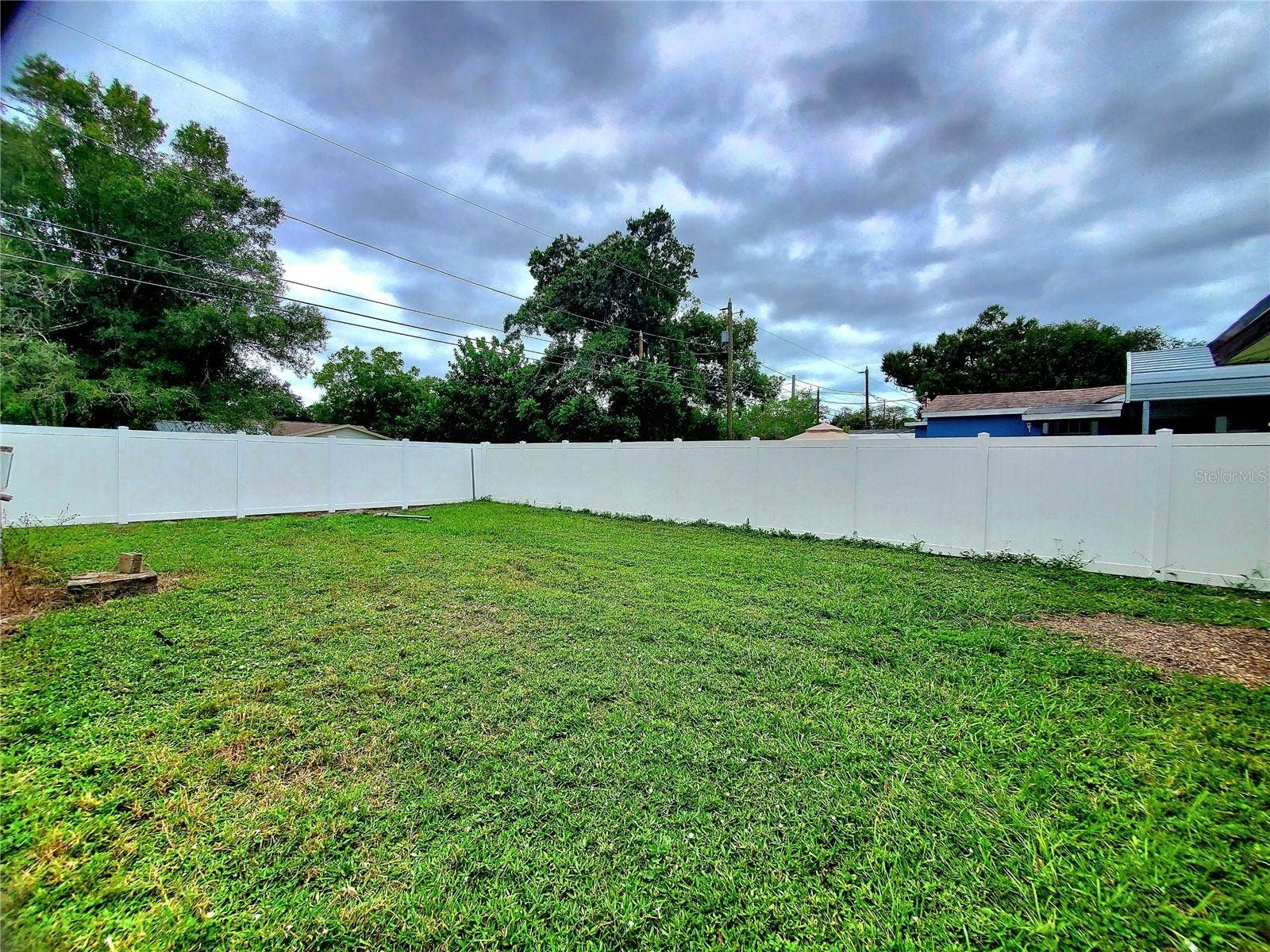 511 2ND AVENUE NE, Largo, FL 33770 FENCED YARD