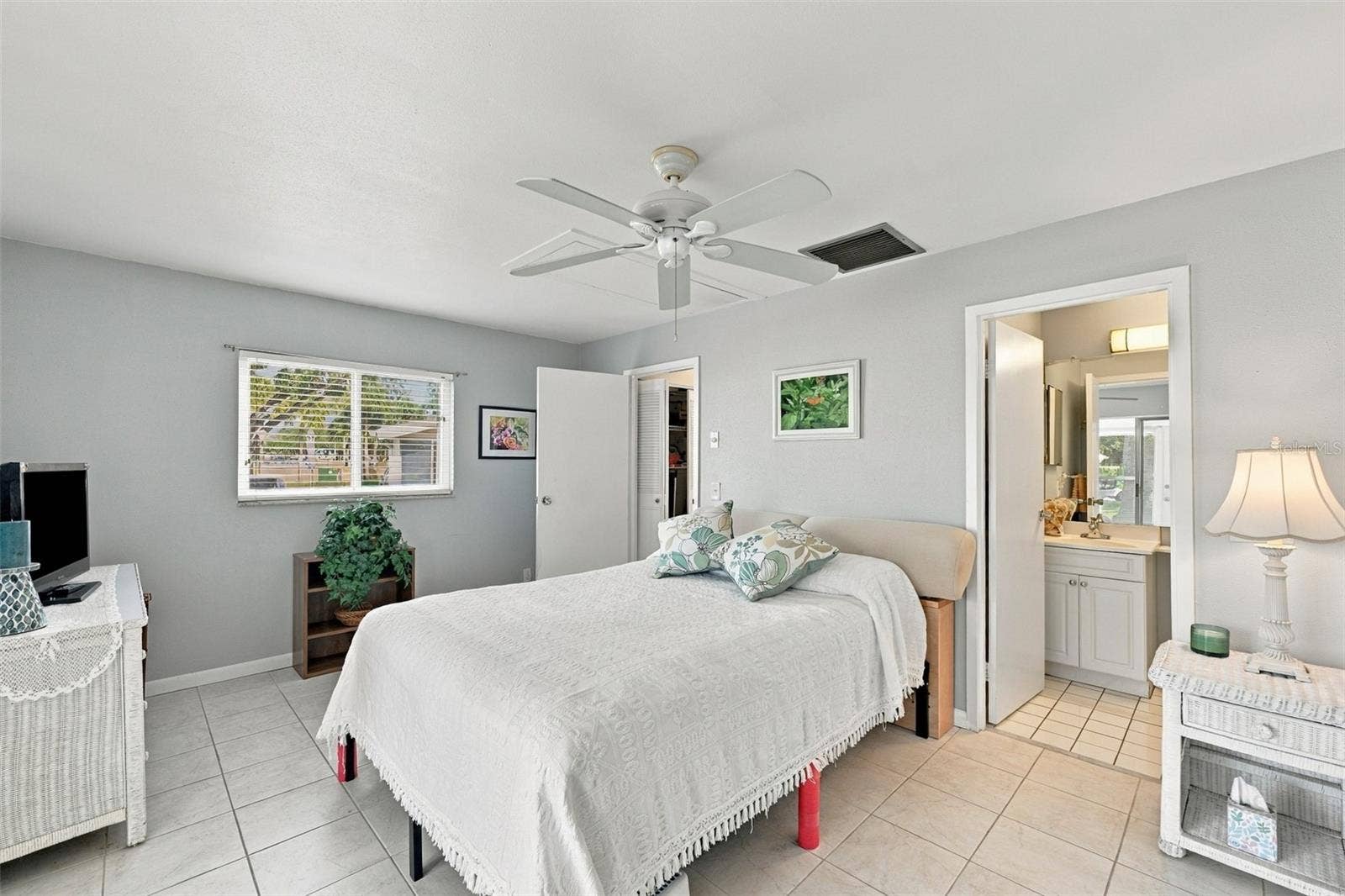 2202 CLUBHOUSE DRIVE, #179, Sun City Center, FL 33573