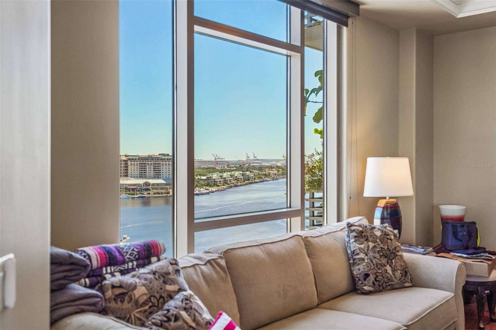 275 BAYSHORE BOULEVARD, #1204, Tampa, FL 33606 275 BAYSHORE BOULEVARD, #1204, Tampa, FL 33606