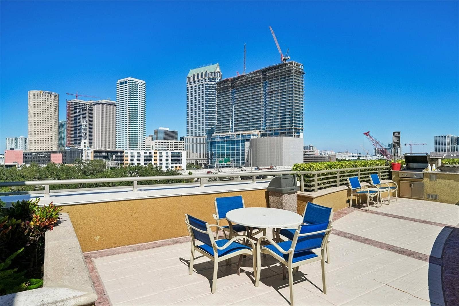 275 BAYSHORE BOULEVARD, #1204, Tampa, FL 33606 275 BAYSHORE BOULEVARD, #1204, Tampa, FL 33606