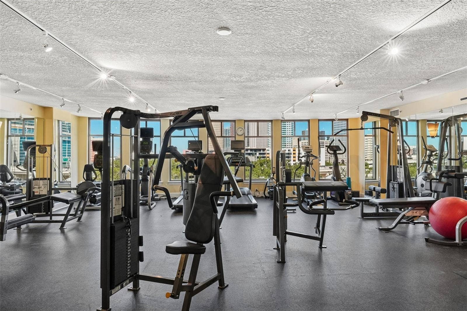 275 BAYSHORE BOULEVARD, #1204, Tampa, FL 33606 275 BAYSHORE BOULEVARD, #1204, Tampa, FL 33606