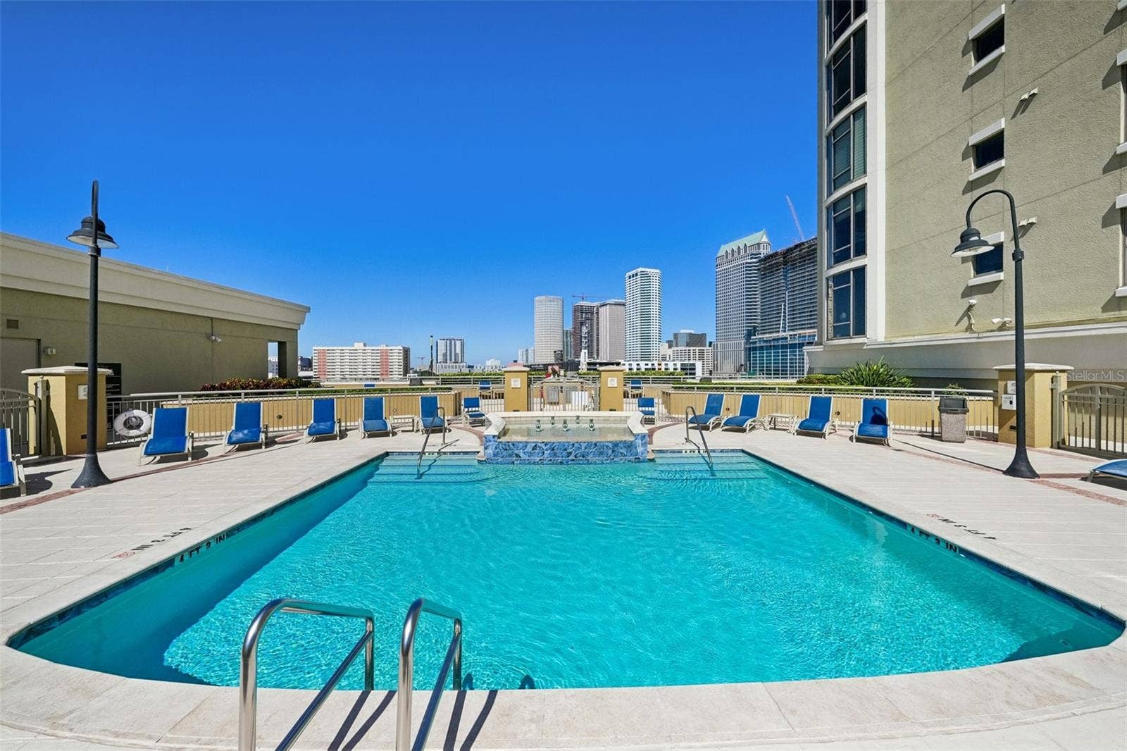 275 BAYSHORE BOULEVARD, #1204, Tampa, FL 33606 275 BAYSHORE BOULEVARD, #1204, Tampa, FL 33606