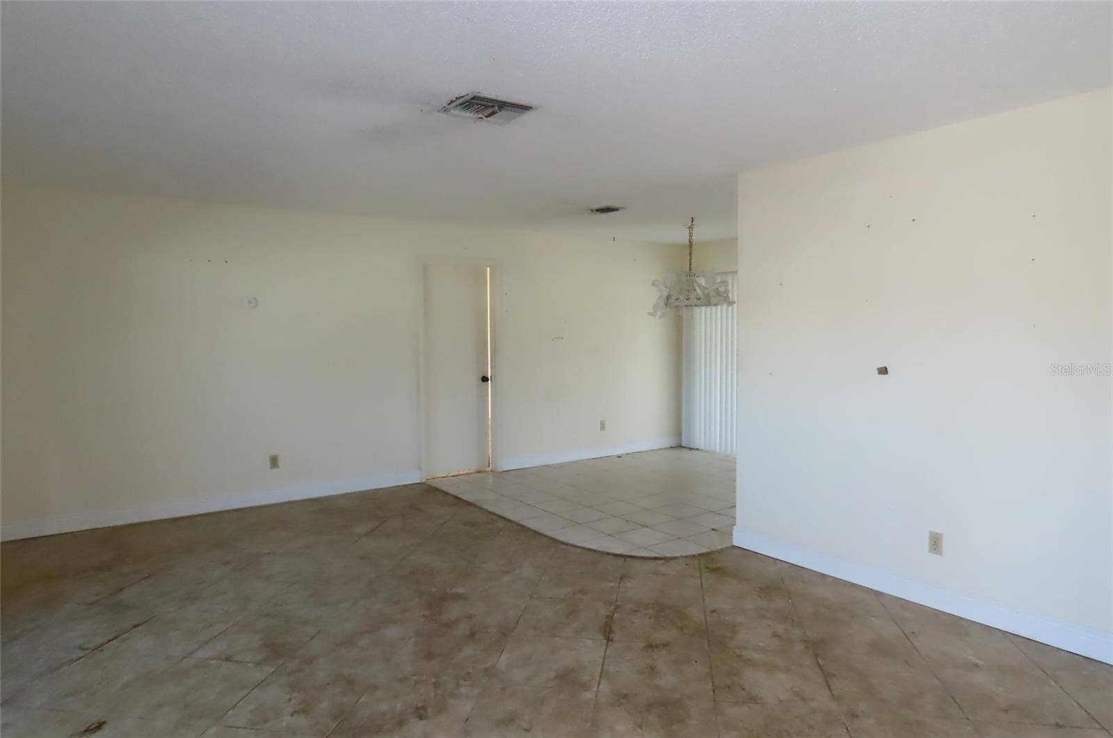 910 EL RANCHO DRIVE, Sun City Center, FL 33573 910 EL RANCHO DRIVE, Sun City Center, FL 33573