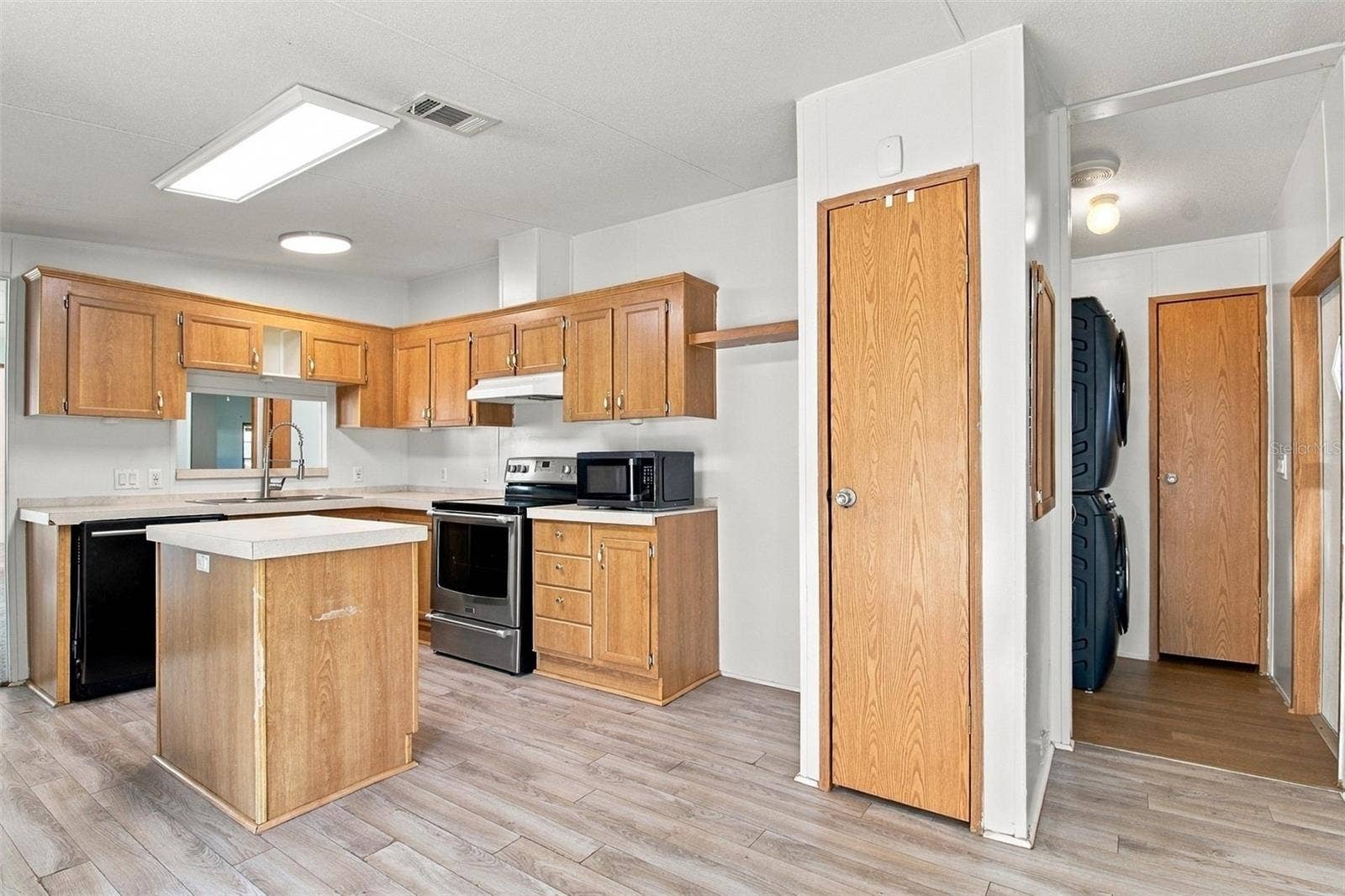 11614 ORANGE GROVE TERRACE, Riverview, FL 33569 Kitchen